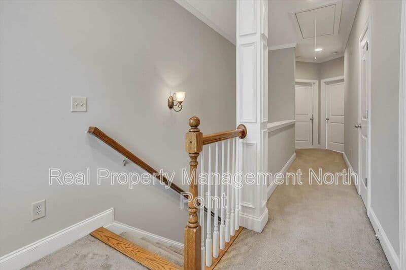Decatur House: 3026 Eltham Pl