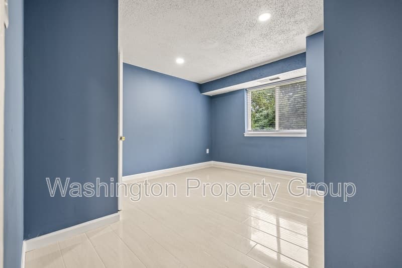 Temple Hills House: 3009 Southern Ave