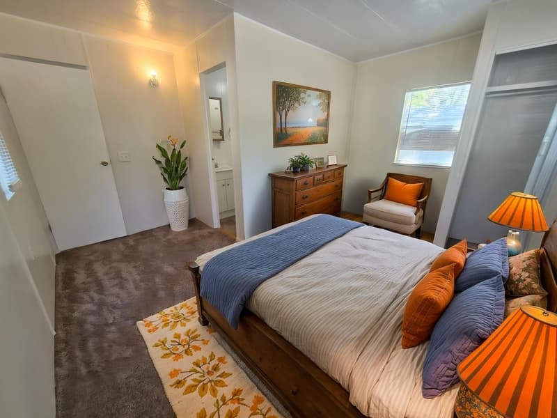 League City Condo: 721 Clear Creek Ave, #CC-06