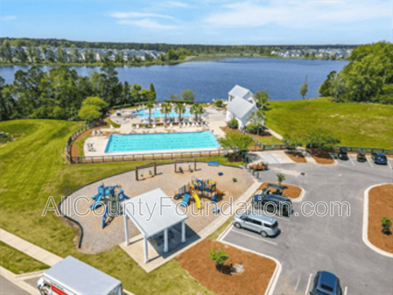Moncks Corner House: 506 Trotters Lane