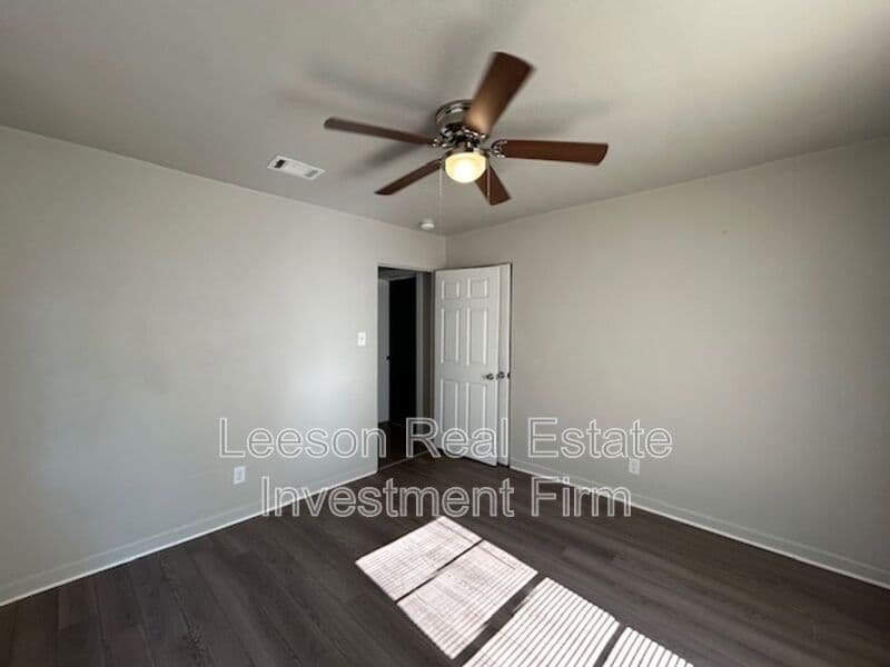 Bossier City House: 2632 & 2634 Foster Street