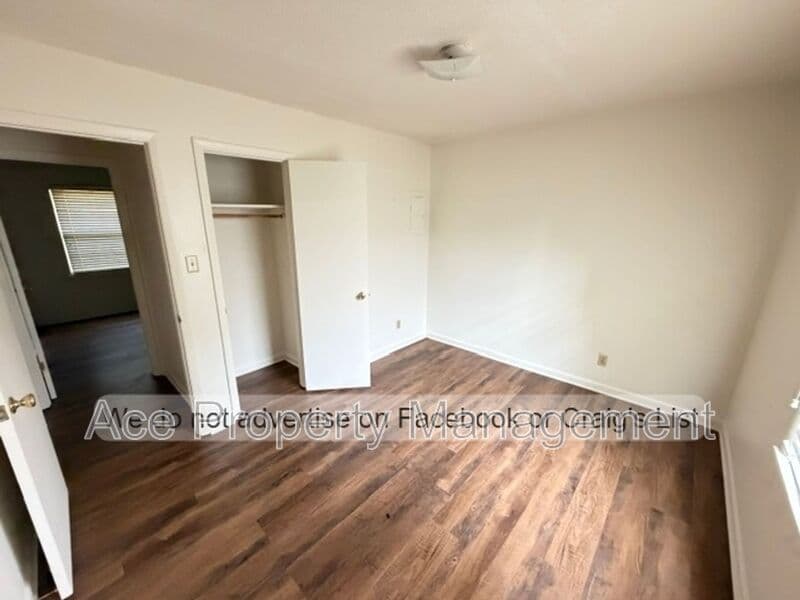 Fayetteville House: 742 Appalachin Drive