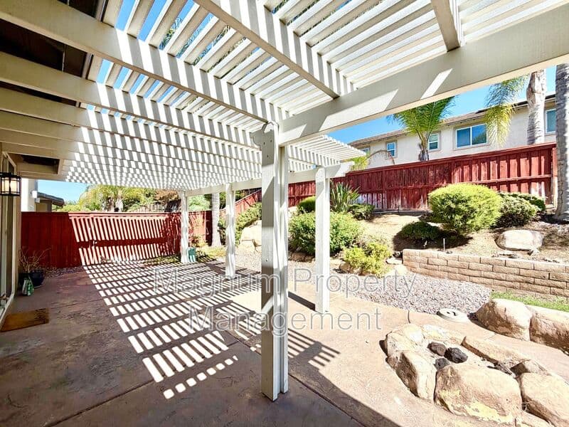 Winchester House: 35186 Orchid Dr
