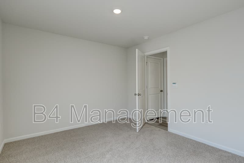 Boiling Springs House: 4134 Springshire Ln