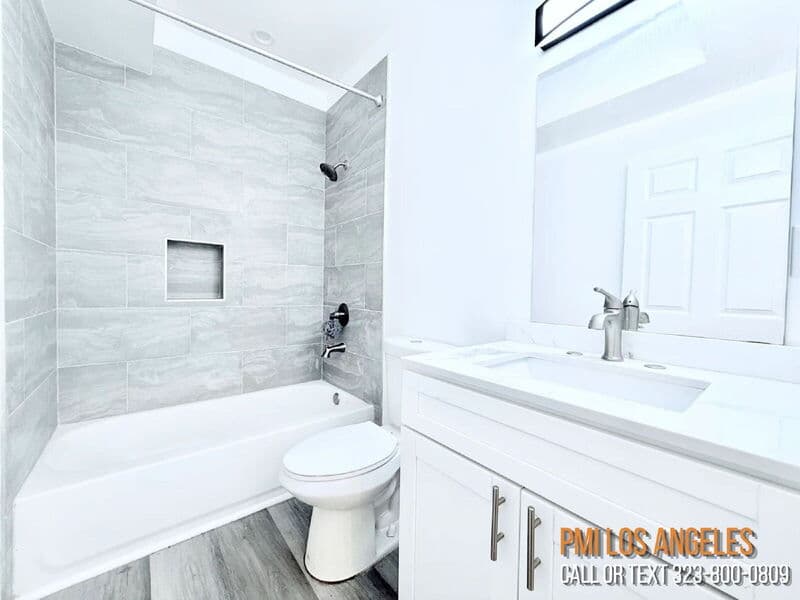 Los Angeles Condo: 1258 Leighton Avenue