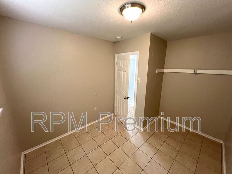 Baton Rouge House: 6132 Pontotoc St