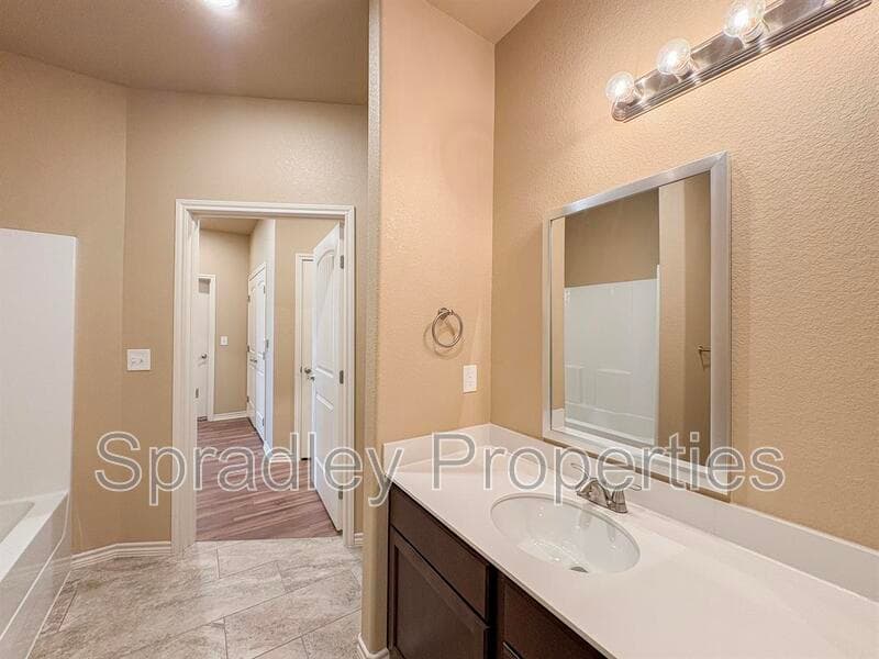 Belton Condo: 1253A Jasmine Dr