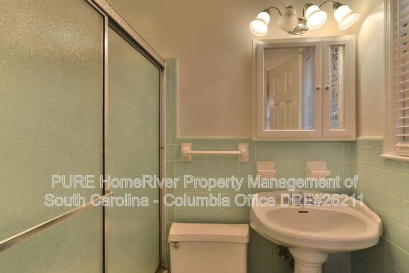 Columbia House: 1610 S Beltline Blvd
