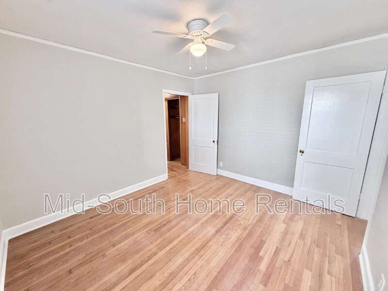 Memphis Townhome: 626 Shotwell St