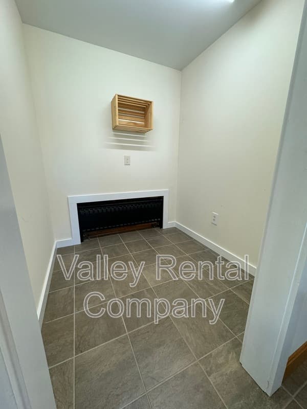 Hadley Condo: 4 Lawrence Plain Road - 1