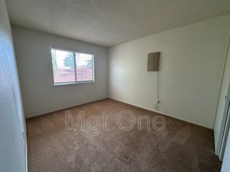 Menifee House: 27788 Cloud Dance Ct.