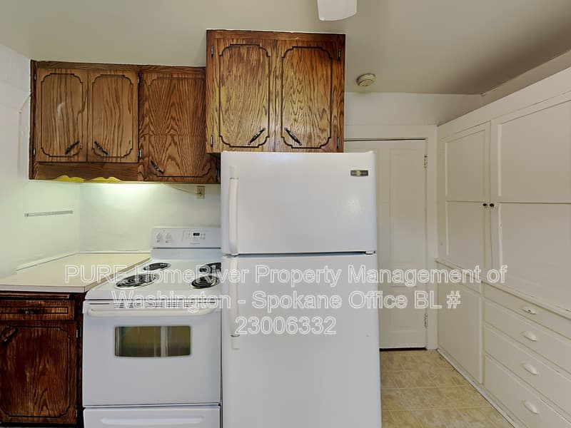 Spokane House: 1114 W Fairview Ave