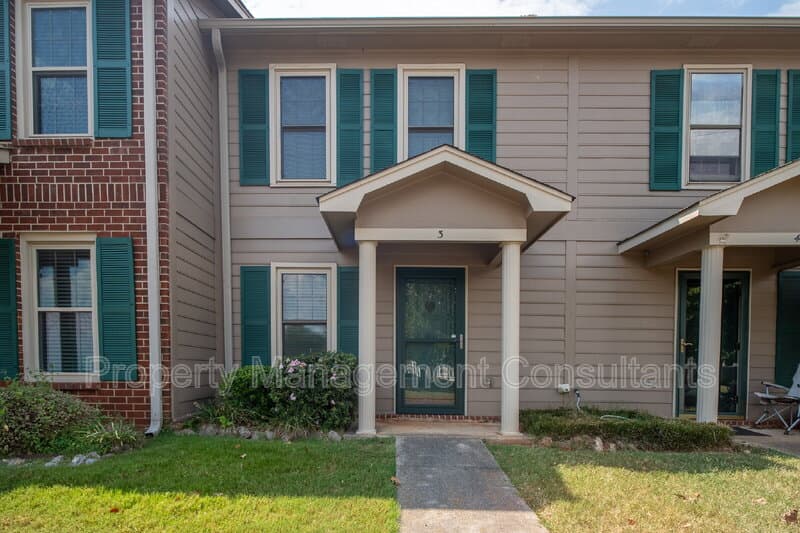 Huntsville Townhome: 8151 Oldfield Rd SW