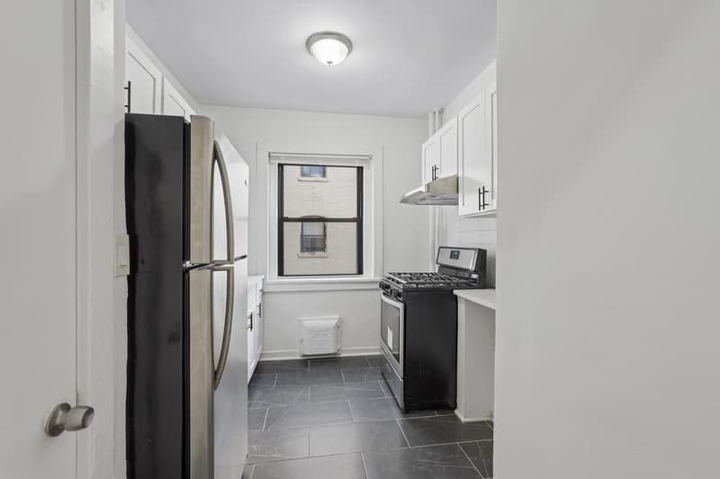 East Orange Condo: 120 S Harrison St - Apt - 27