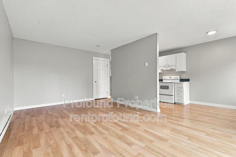 Portland Condo: 3827 SE Francis Street - 5
