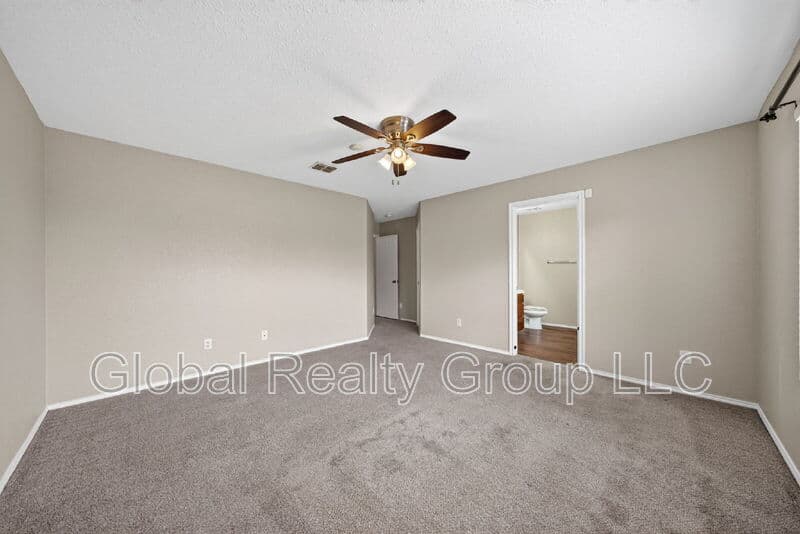 Cibolo House: 117 Creek Run