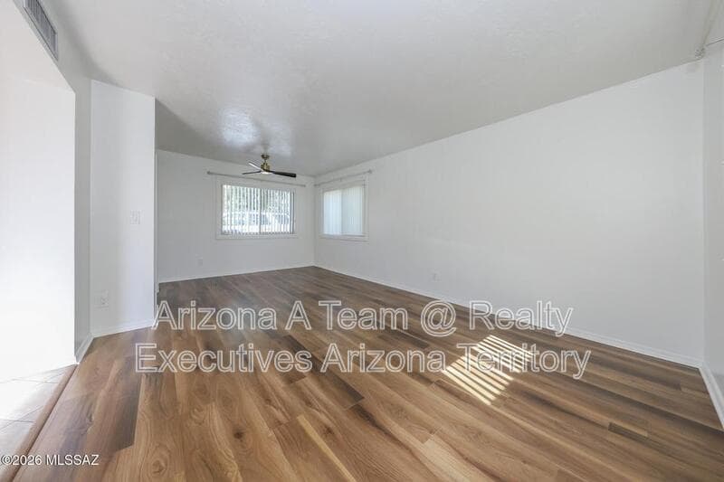 Tucson House: 2056 South Quail Hollow Drive