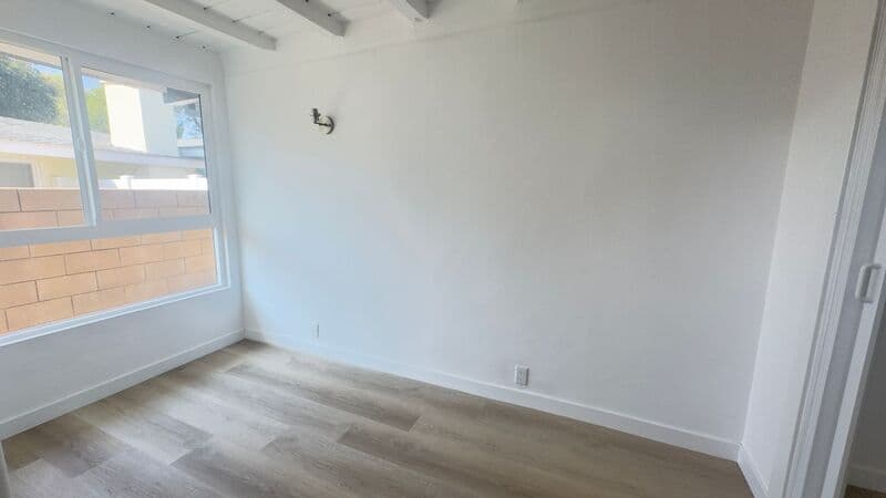 Glendora House: 1254 E Ada Ave