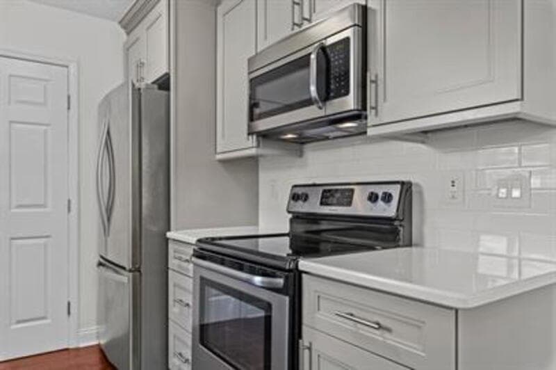 Raeford House: 600 South Buckeye Drive