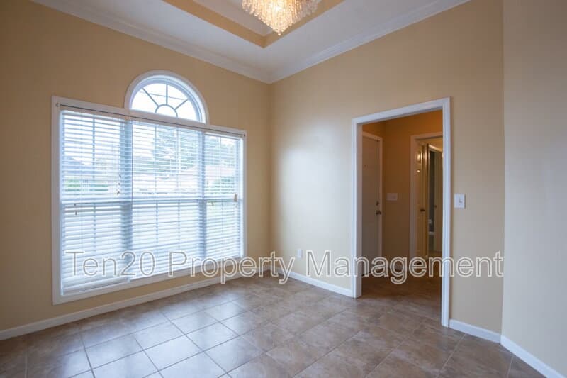 Phenix City House: 25 Kalin Street