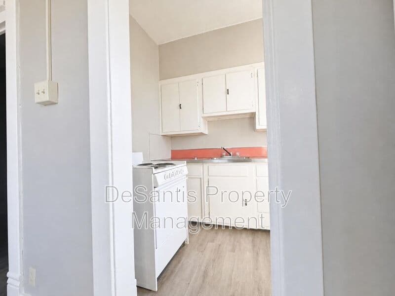 Homestead Condo: 810 Amity Street