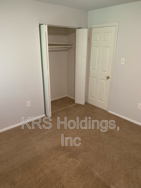 Richmond Condo: 1700 Carlisle Apartments