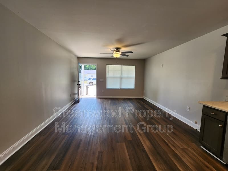 High Point Condo: 414 Whiteoak Street