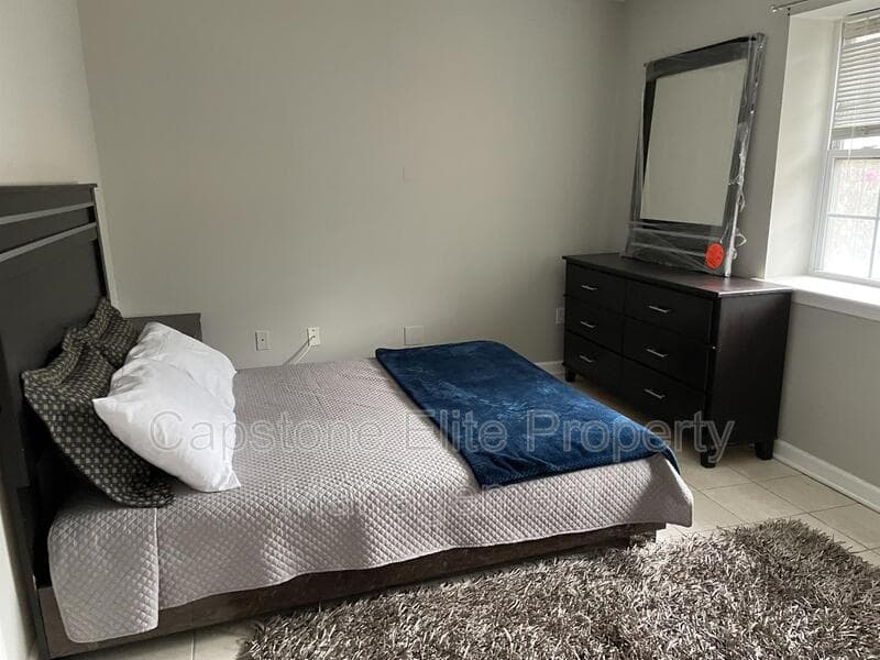 Newark Condo: 161-163 Sussex Ave