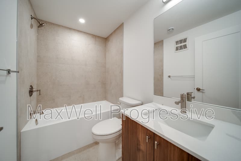 Edmonton Townhome: 11315 58 Ave NW