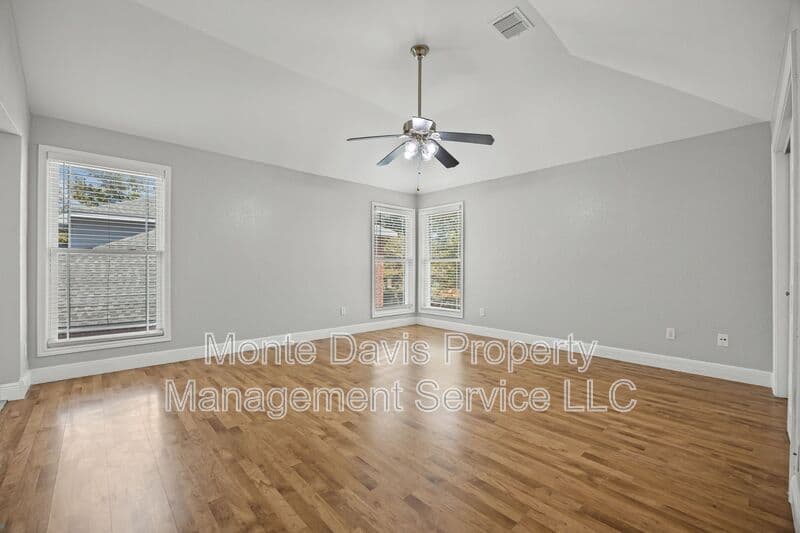 Leander House: 2502 Cynthia Court