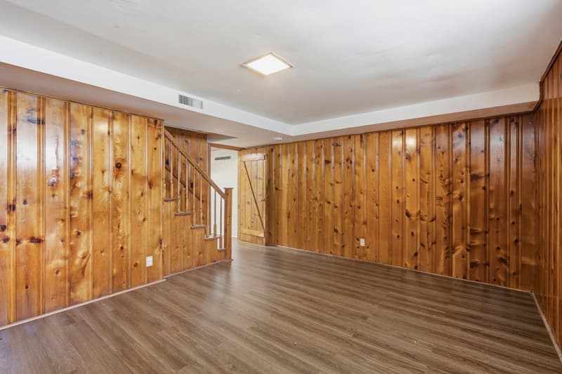 Baltimore Townhome: 3770 Ravenwood Avenue