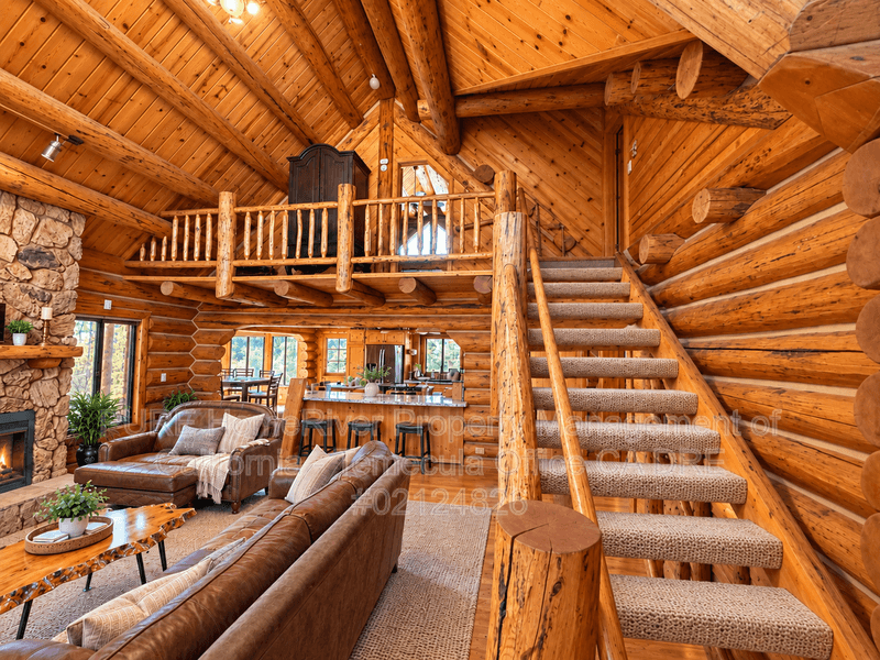 Mountain Center House: 60766 Table Mountain Rd