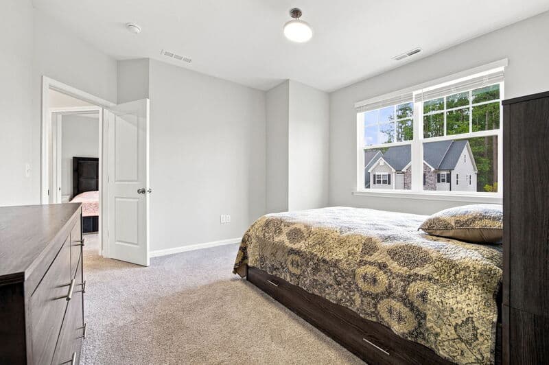 Raleigh House: 7701 Litcham Drive