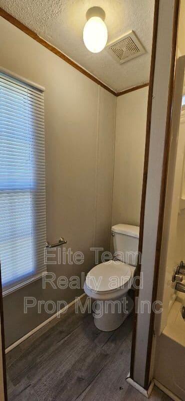 Rock Hill House: 2935 Cedarvale Rd lot