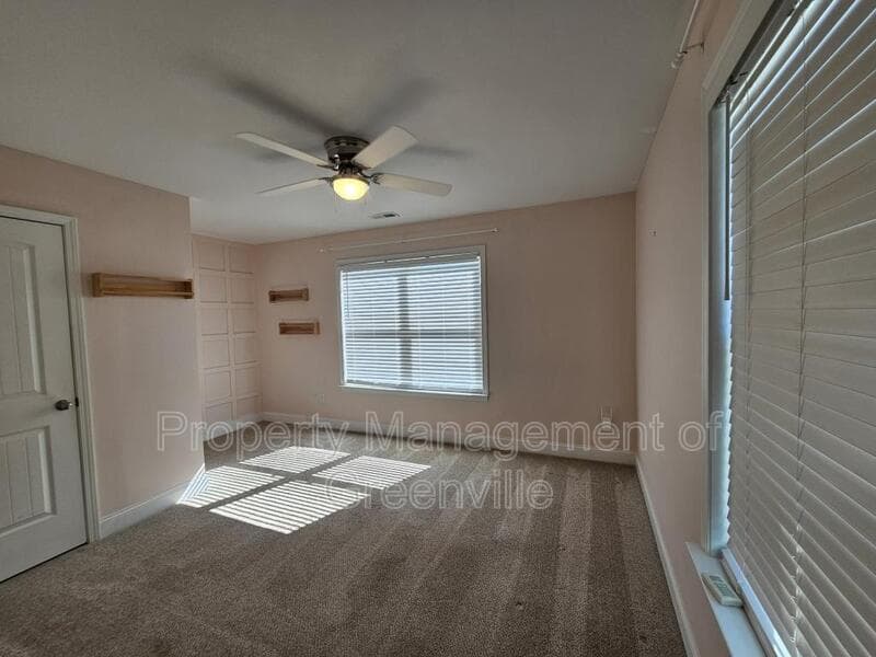 Taylors House: 625 Old Rutherford Rd