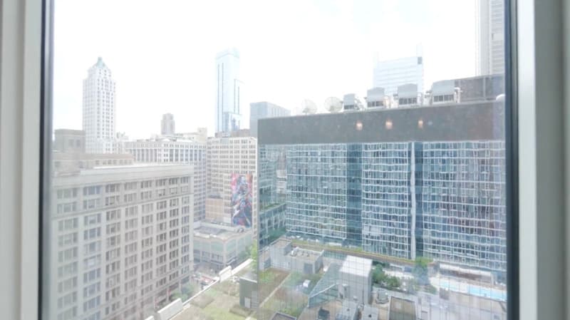 Chicago Condo: 21 W Randolph Dr