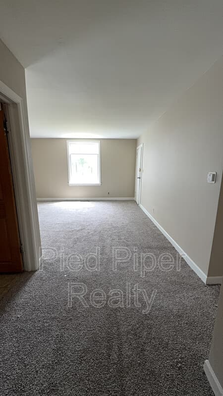 Freeport House: 1265 South Galena Avenue