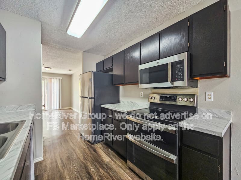 San Antonio House: 12160 Stoney Brg