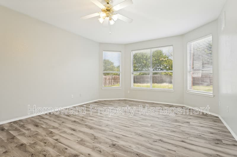 Murphy House: 534 Hackberry Drive