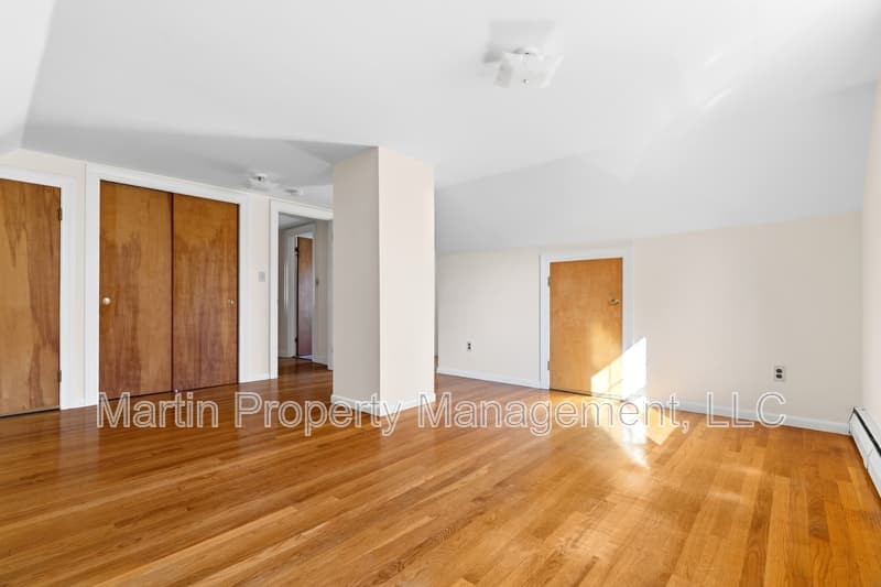 Acton House: 52 Taylor road