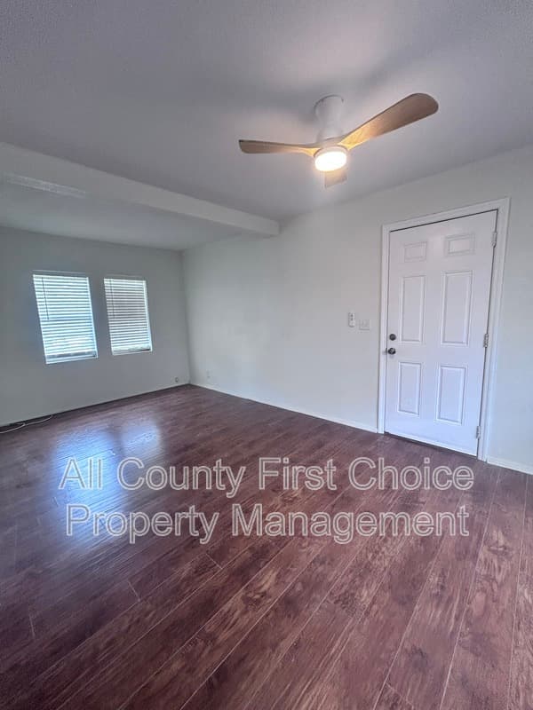 St. Petersburg House: 3928 1st Ave N