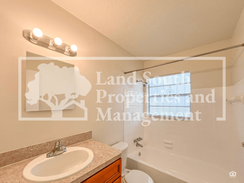 Lakeland House: 620 N. Lake Avenue