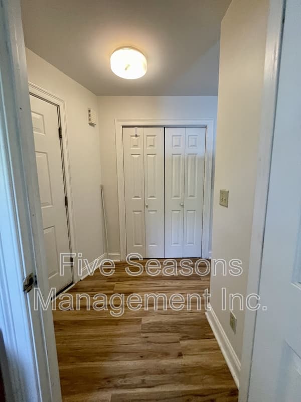 Burlington Condo: 85 Manhattan Drive - 2