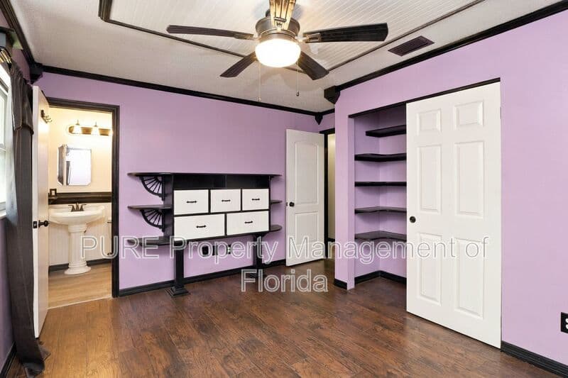 Ocklawaha House: 12300 SE 128th CT
