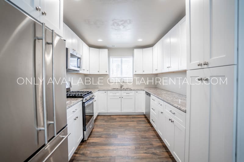 Salt Lake City House: 2670 S 800 E
