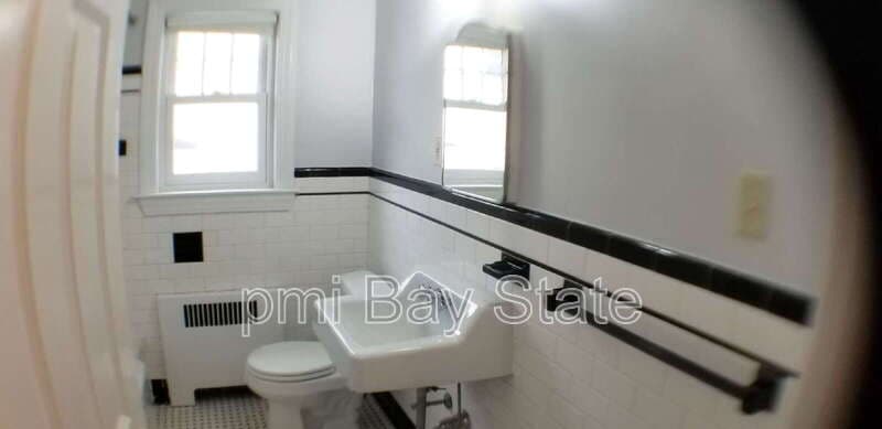Quincy Condo: 192 Holbrook Rd