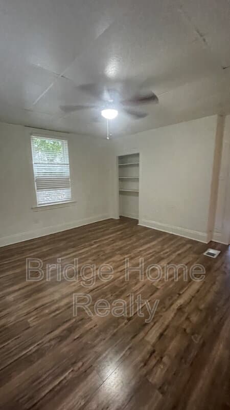McKees Rocks Condo: 802 13th St