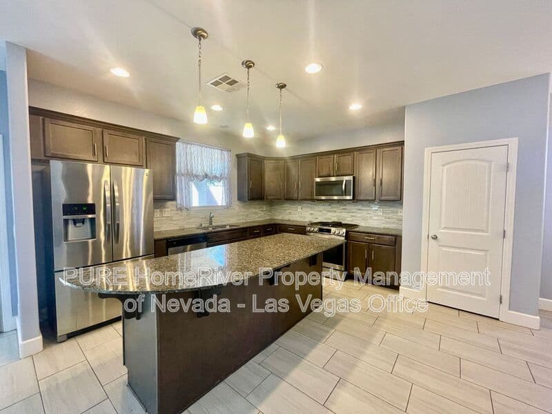 Las Vegas House: 8971 Whitten Park Ave