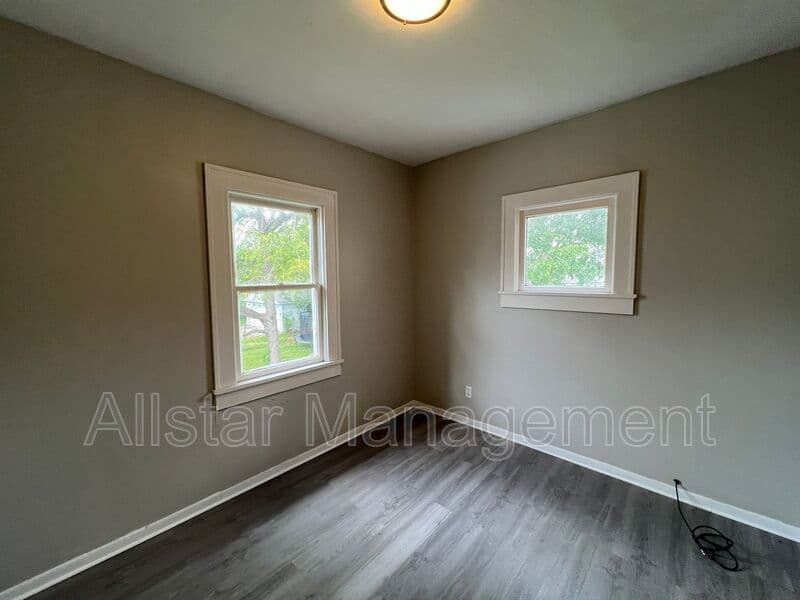 Cleveland Condo: 3293 E 121st Street