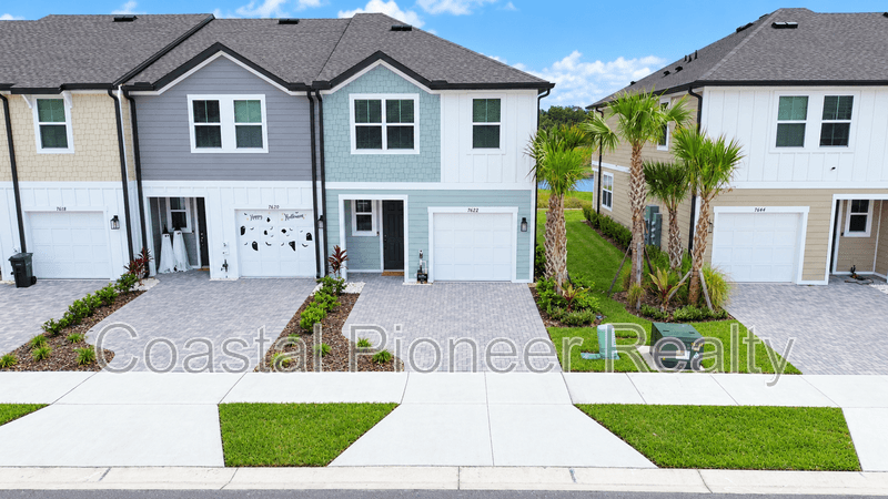 Tampa House: 7622 Deer Valley Cir